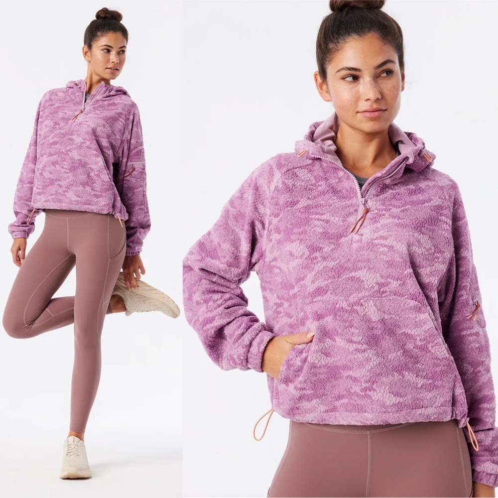 NWT Outdoor Voices PrimoFleece Soft Cozy Purple Camo Pullover - Size: Small
